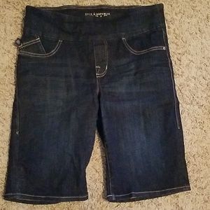 Rock & Republic Denim Capris